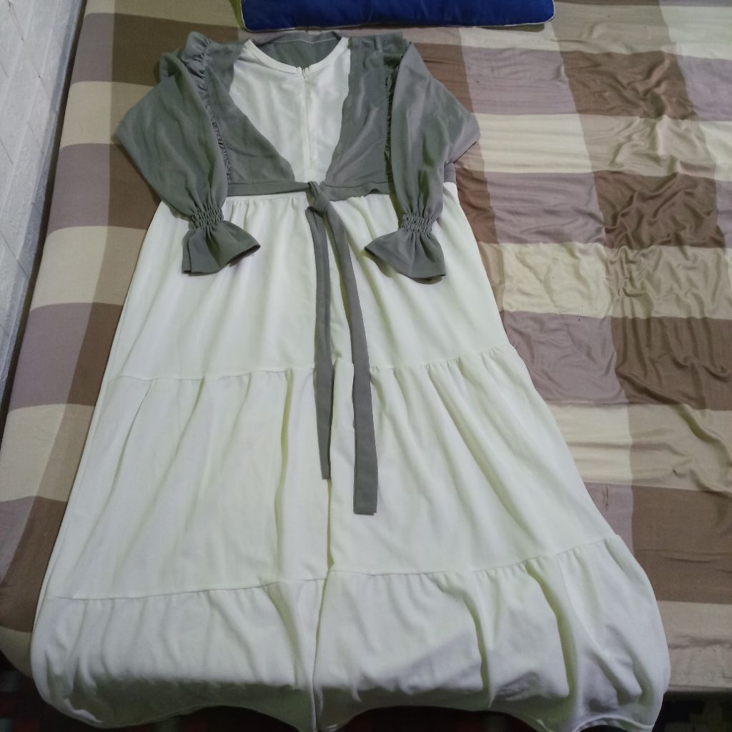 preloved gamis putih