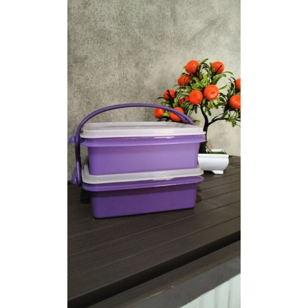 Tupperware rantang ungu senada minus