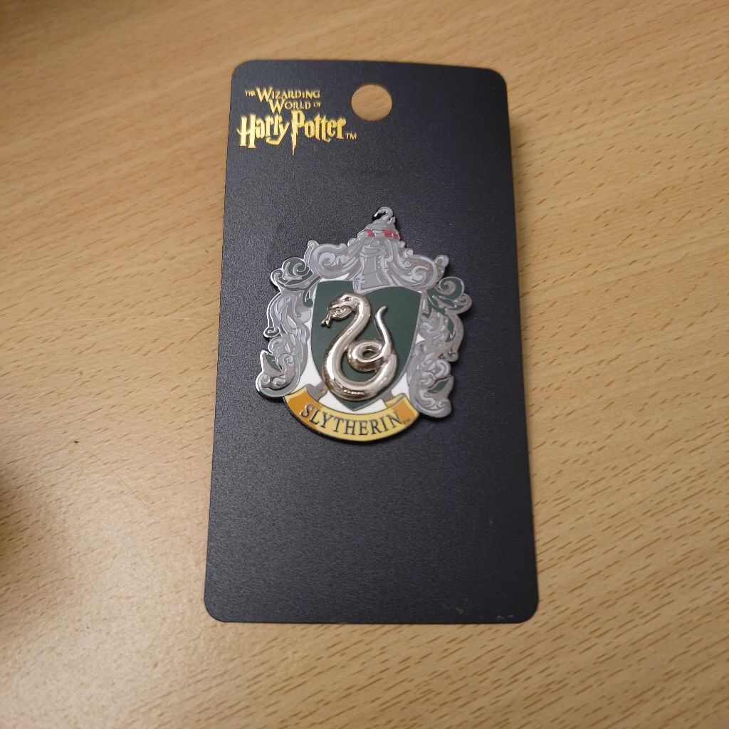 (New) Harry Potter The Wizarding World Universal Studios Japan Slytherin Crest Badge Pin