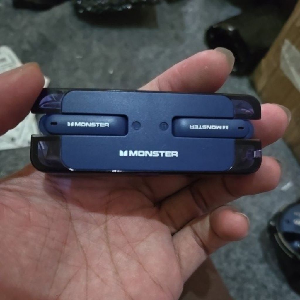 Tws Monster Xkt08 second Batangan mulus