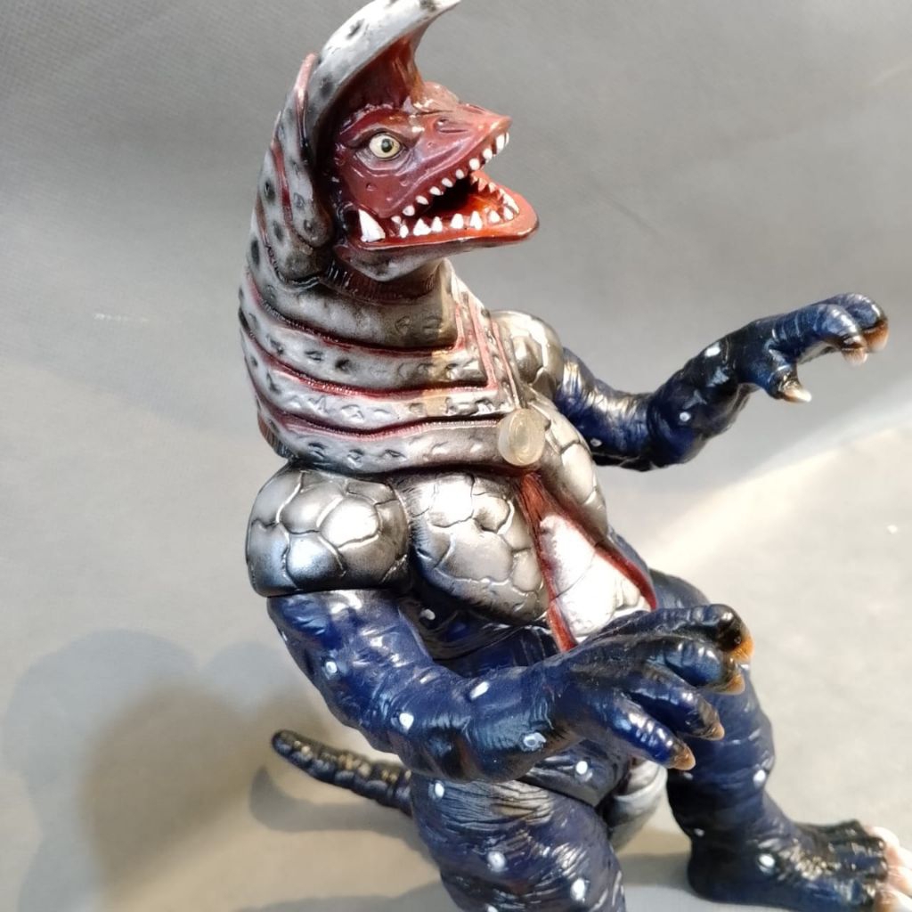 Dx Golza Figure Whit Sound Original BANDAI