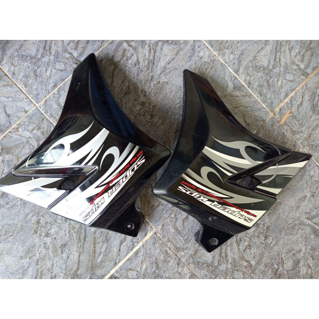Cover Sayap Tangki Ninja R SS Superkips ORI Seken Copotan Motor Masih Bagus Cover Sayap Tangki Ninja