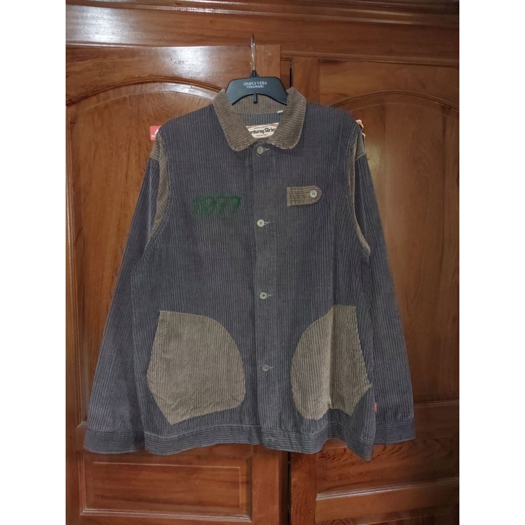 Jaket Corduroy Jimmy and Martin size L besar
