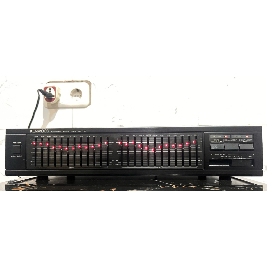 Stereo Graphic Equalizer Kenwood GE-56 (1987)