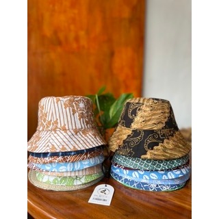 Topi Bucket Korea Hat Premium Batik Bolak Balik Unisex / Topi Bucket Batik