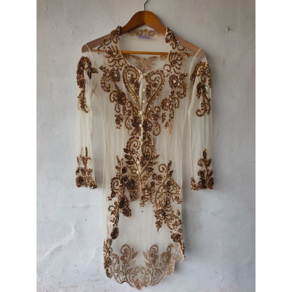 Kebaya ( Payet / Cream )