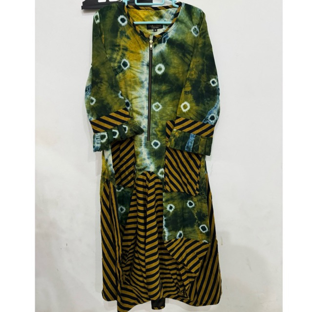 ATASAN BATIK WANITA ELEGAN MEWAH