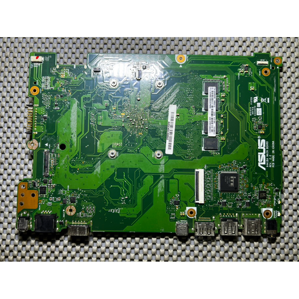 Mainboard Asus X441ba Amd A4 ram 4gb normal