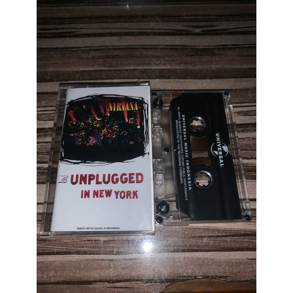 Kaset Pita Nirvana – Unplugged in New York