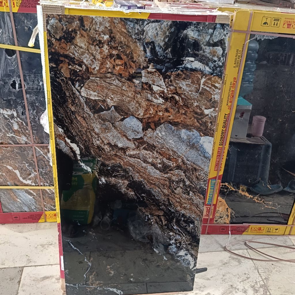 Granit lantai 60x120 hitam motif fasivic black ikad