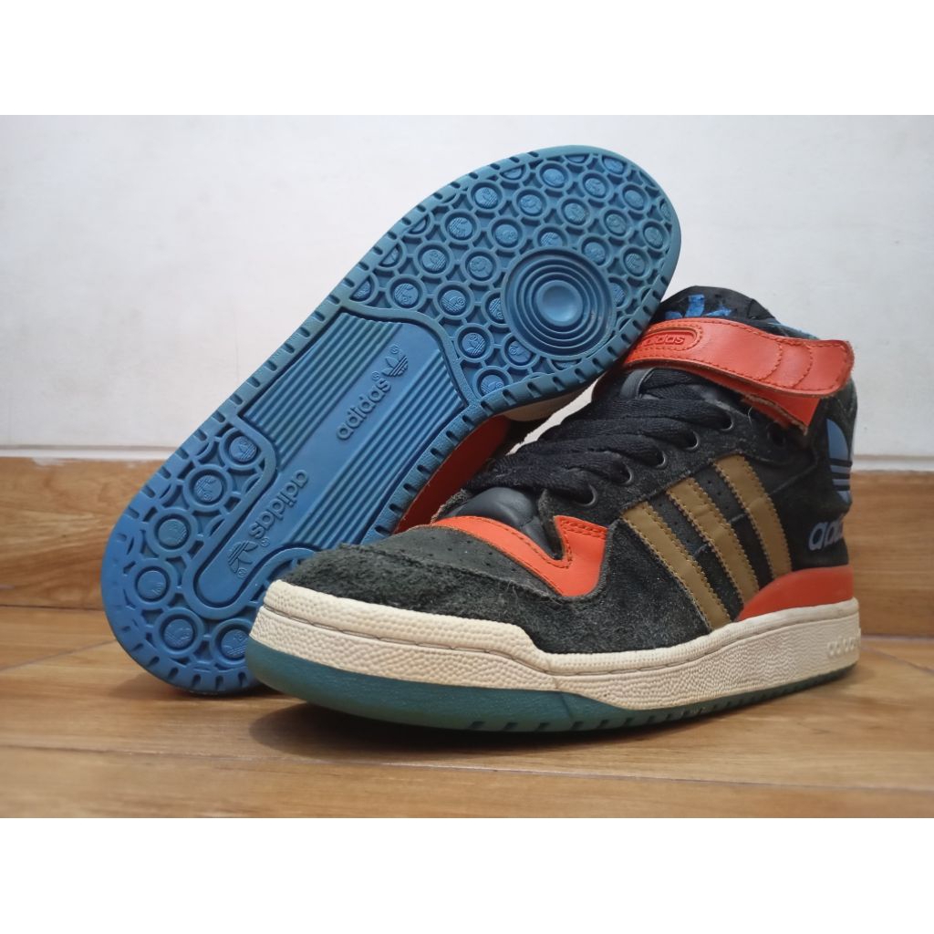 sepatu sneakers Adidas Forum rs XL mid