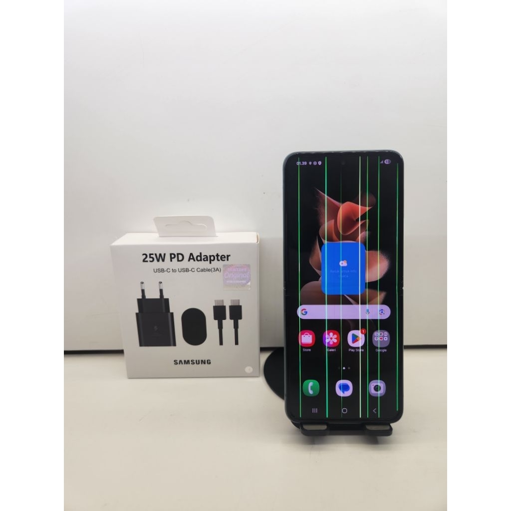 SAMSUNG GALAXY Z FLIP 5G 3. 4.5 . SECOND