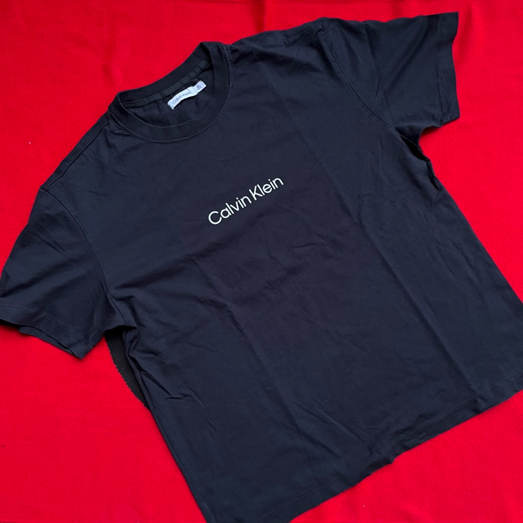 Calvin Klein Tshirt
