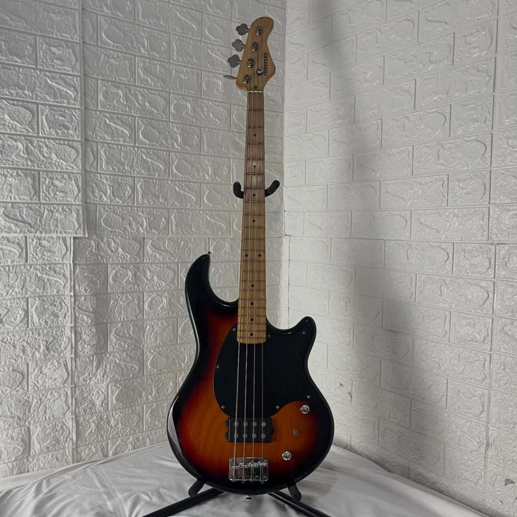 Fernandes Atlas 4X Bass n squier epiphone ernie ball music man stingray olp cort