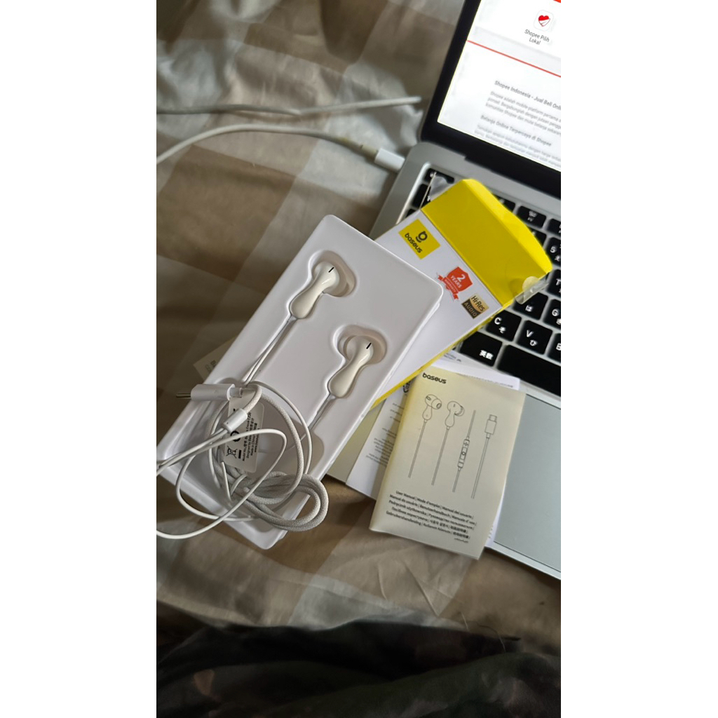 preloved BASEUS HEADSET HANDSFREE ENCOK TYPE-C WIRED EARPHONE CZ20 MIC FREQ 40kHz