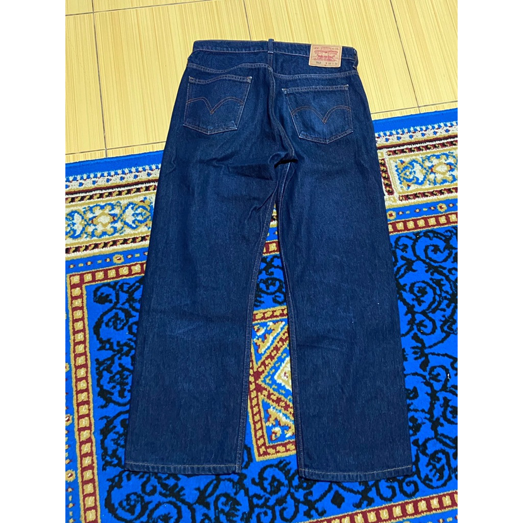 Celana Jeans Levis 512 Navy Color - size 34 fit 32