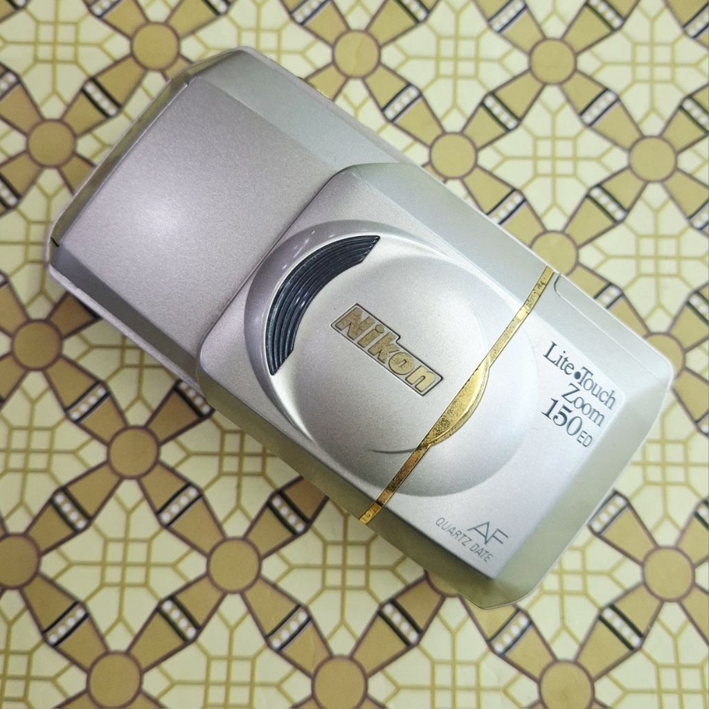 Kamera Analog Nikon Lite Touch Zoom 150 ED AF Panorama Macro