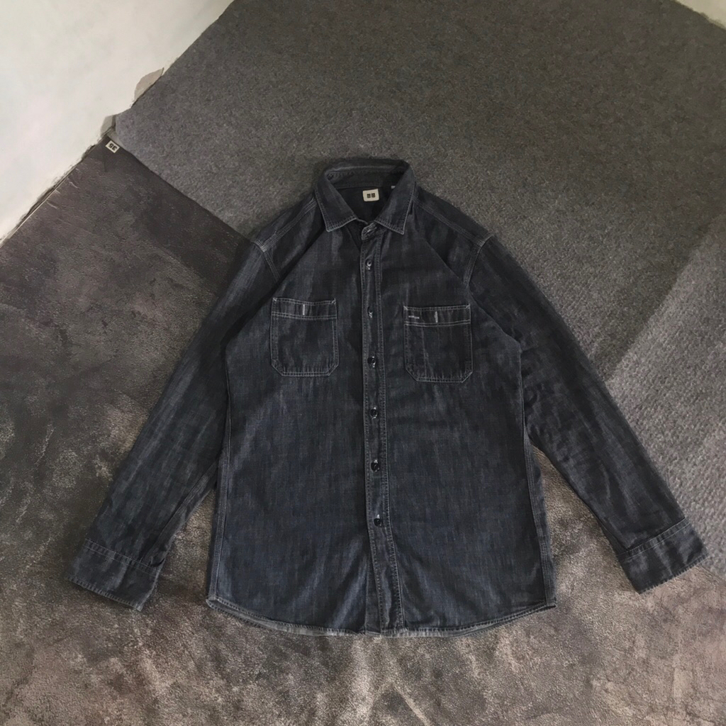 KEMEJA KERJA / WORKSHIRT UNIQLO DENIM SECOND