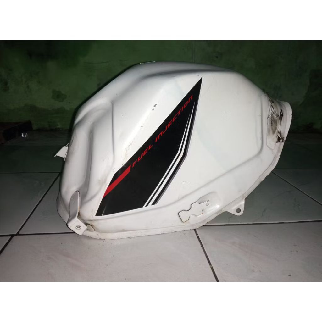 tangki bensin motor yamaha Vixion NVL original copotan