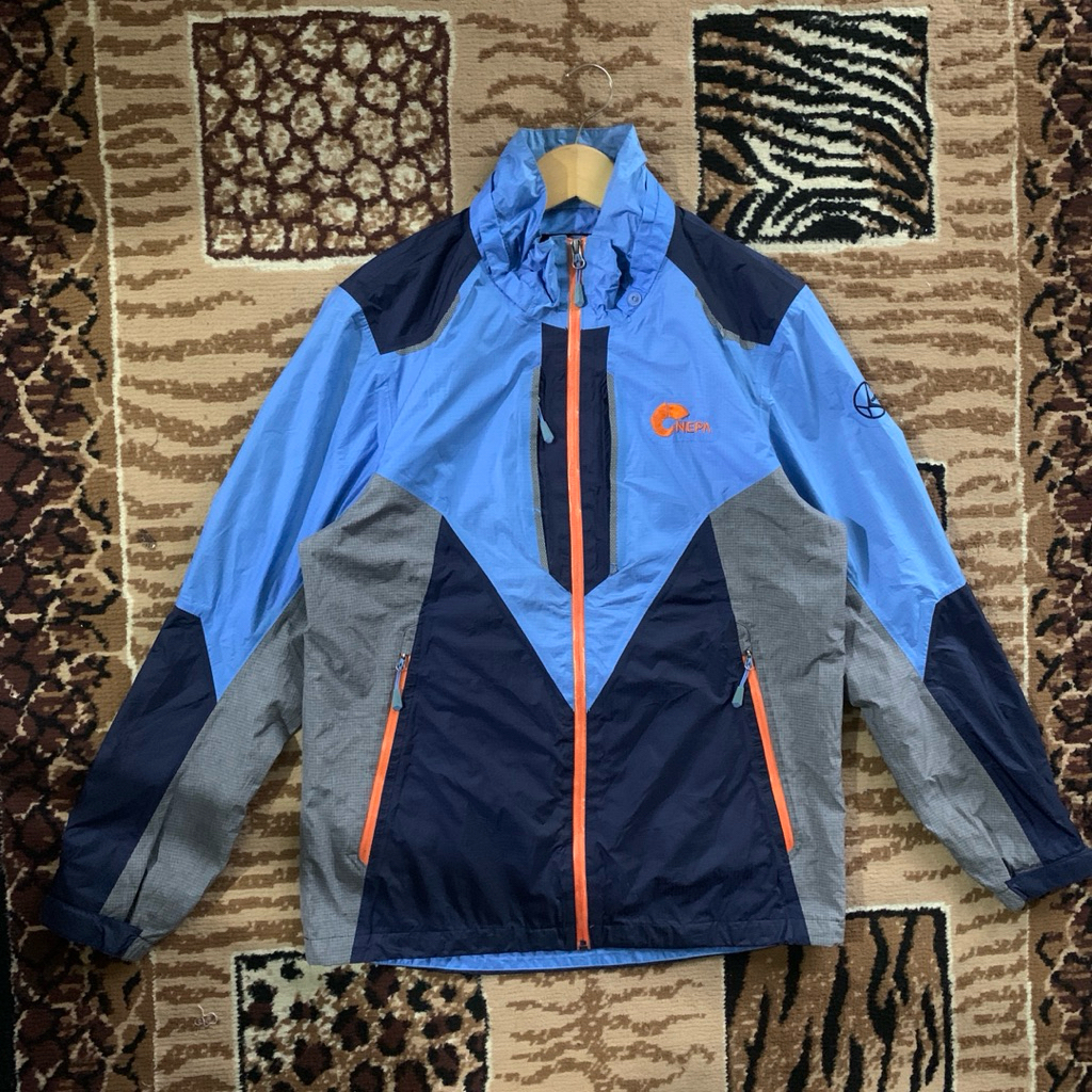 OUTDOOR JACKET NEPA