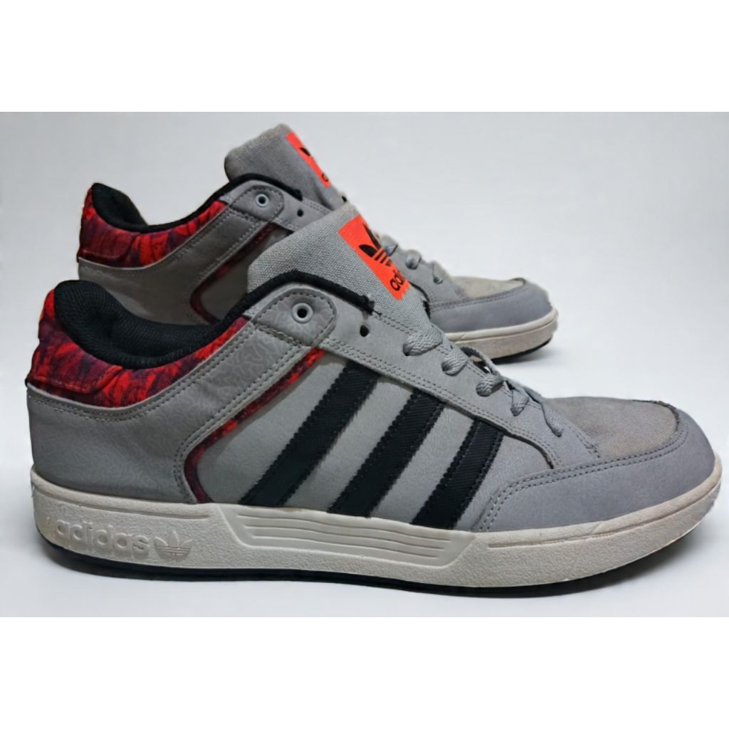 Sepatu Adidas Varial Low Size 46 Insole 29,5