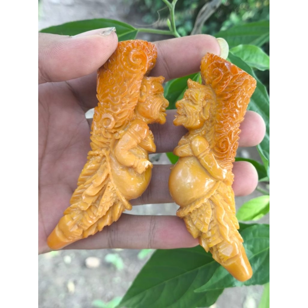 PIPA ONCE SERBUK TULANG UKIR SEMAR