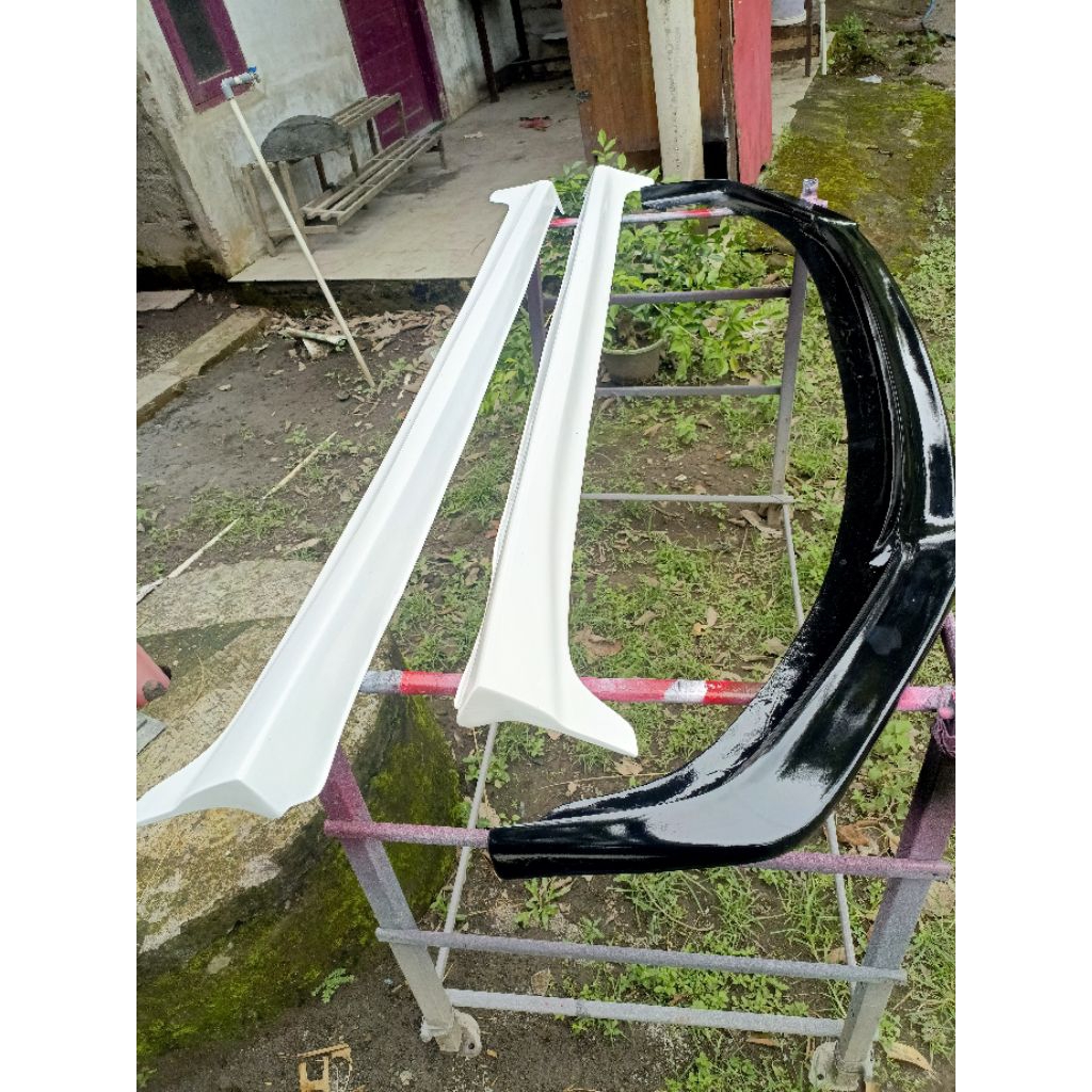 PAKET BODYKIT LIPS & SIDEKIT BRIO LAMA 2017-2022