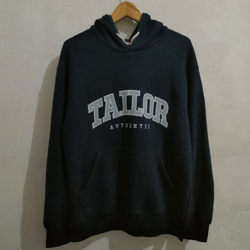 Tailor Studio Authentic Black Hoodie