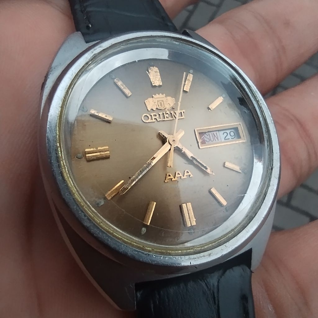 jam tangan Orient AAA Crystal 21 Jewels. Ini adalah jam tangan otomatis (automatic) klasik bergaya v