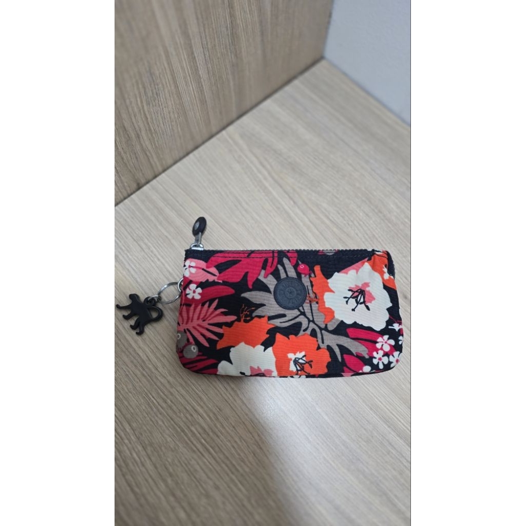 KIPLING Creativity Pouch Authentic with keychain (PRELOVED like new) / Kipling Zip Purse with 3 Comp
