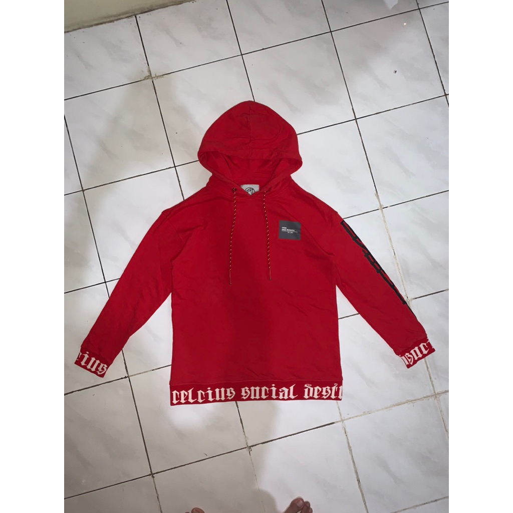 Preloved/Bekas Jaket Celcius Merah Limited