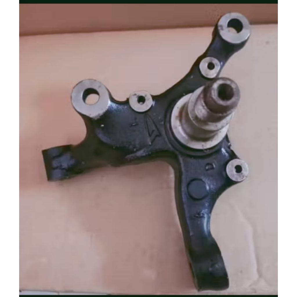 knuckle knakel knuckle as roda depan Toyota Avanza Xenia Lama kanan kiri/1pcs/copotan original