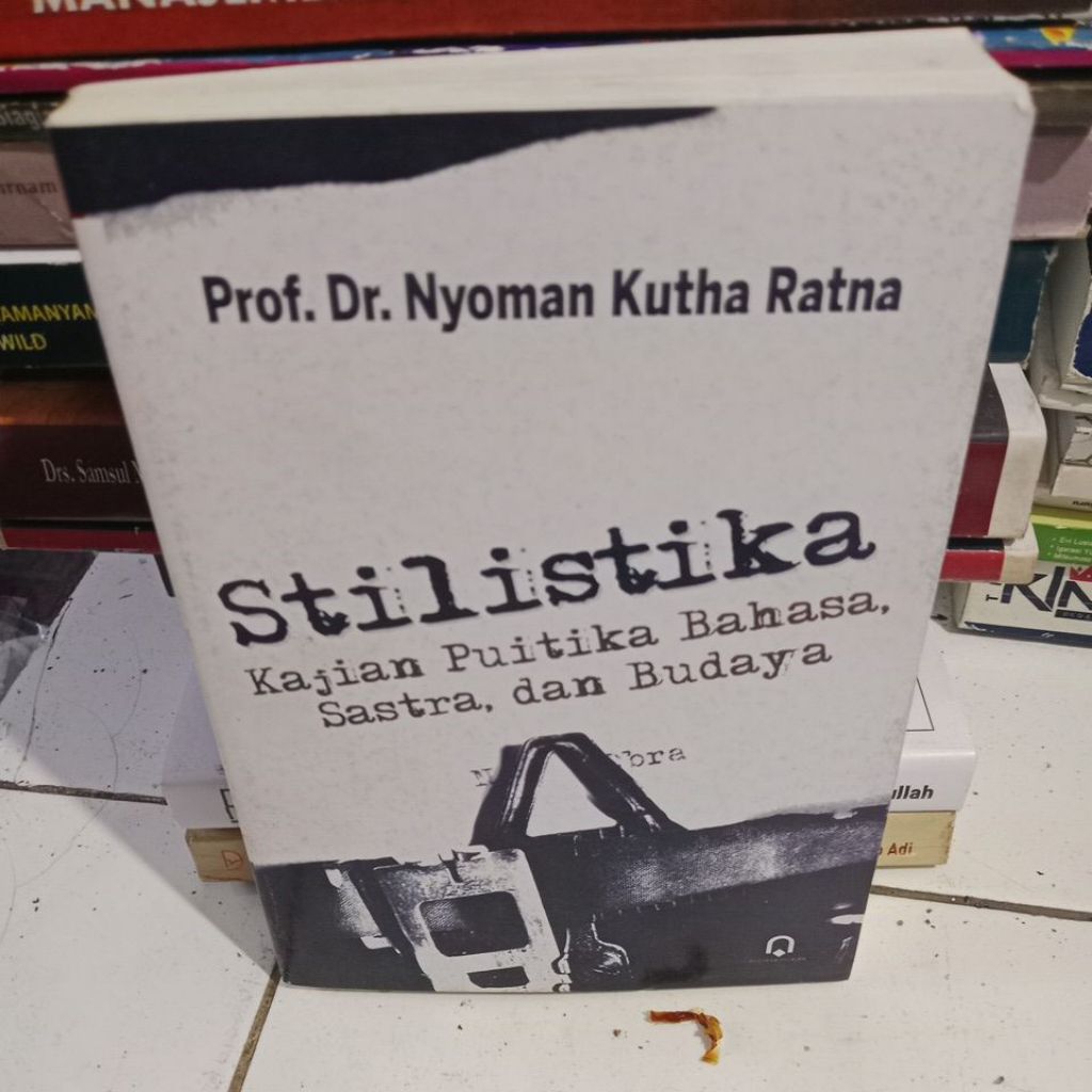 STILISTIKA BY DR. NYOMAN