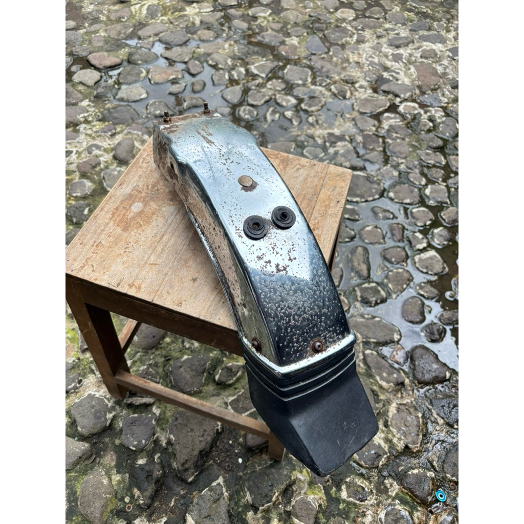 slebor spakbor belakang honda win original copotan