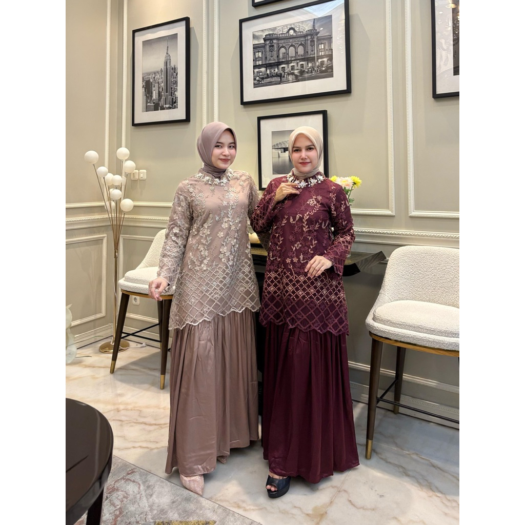 Gamis bahan tille bordir premium  armanisilk (model menyatu) + fayet ori By Edness Kayla