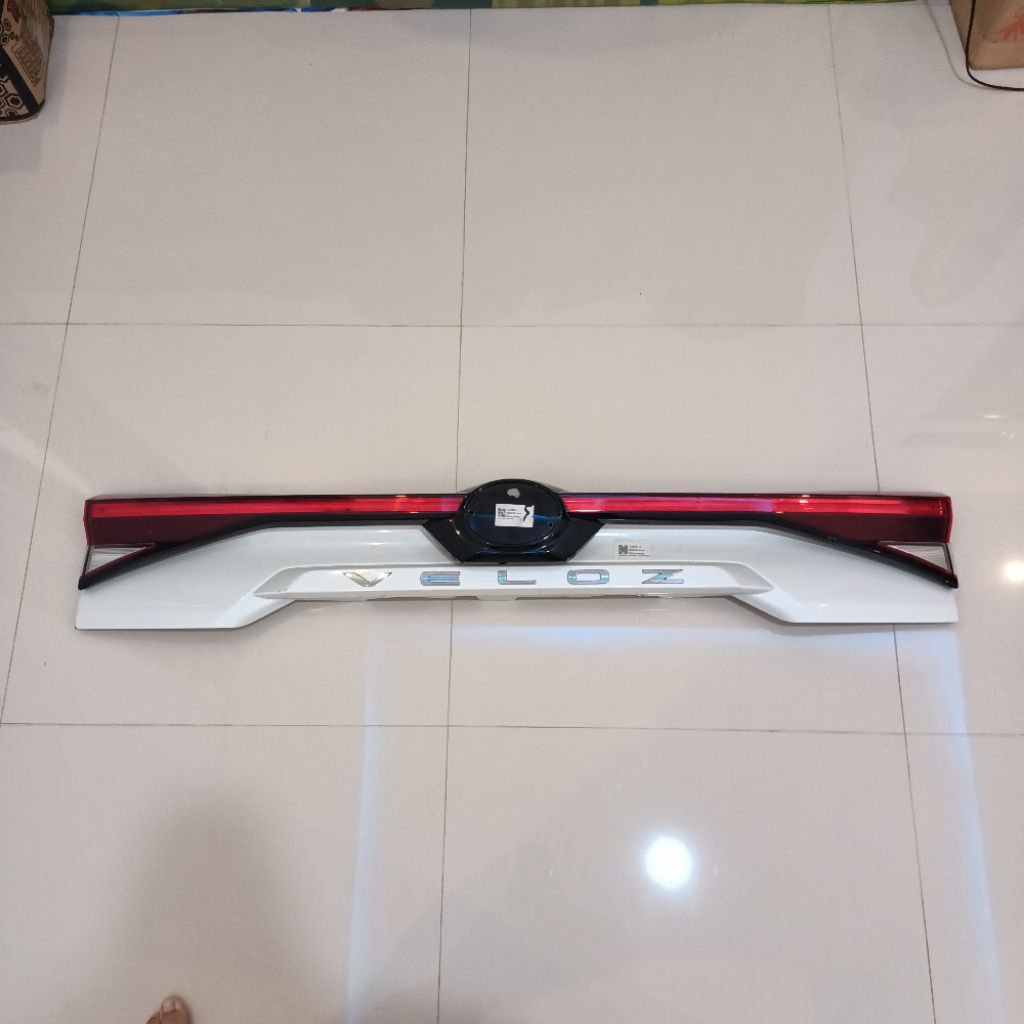 TRUNK LID AVANZA VELOZ 2023 UP ORIGINAL