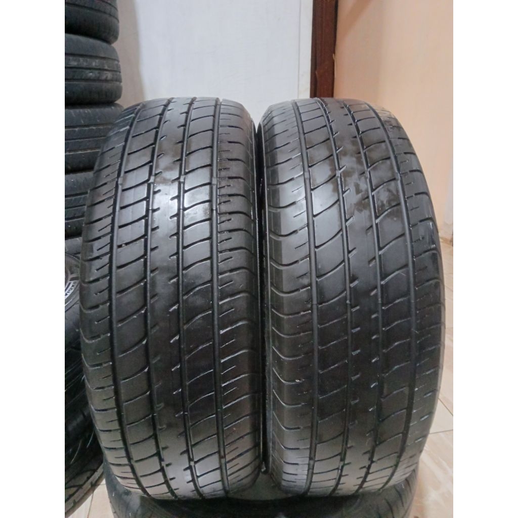Ban mobil 185/60 R15 Dunlop sp sport