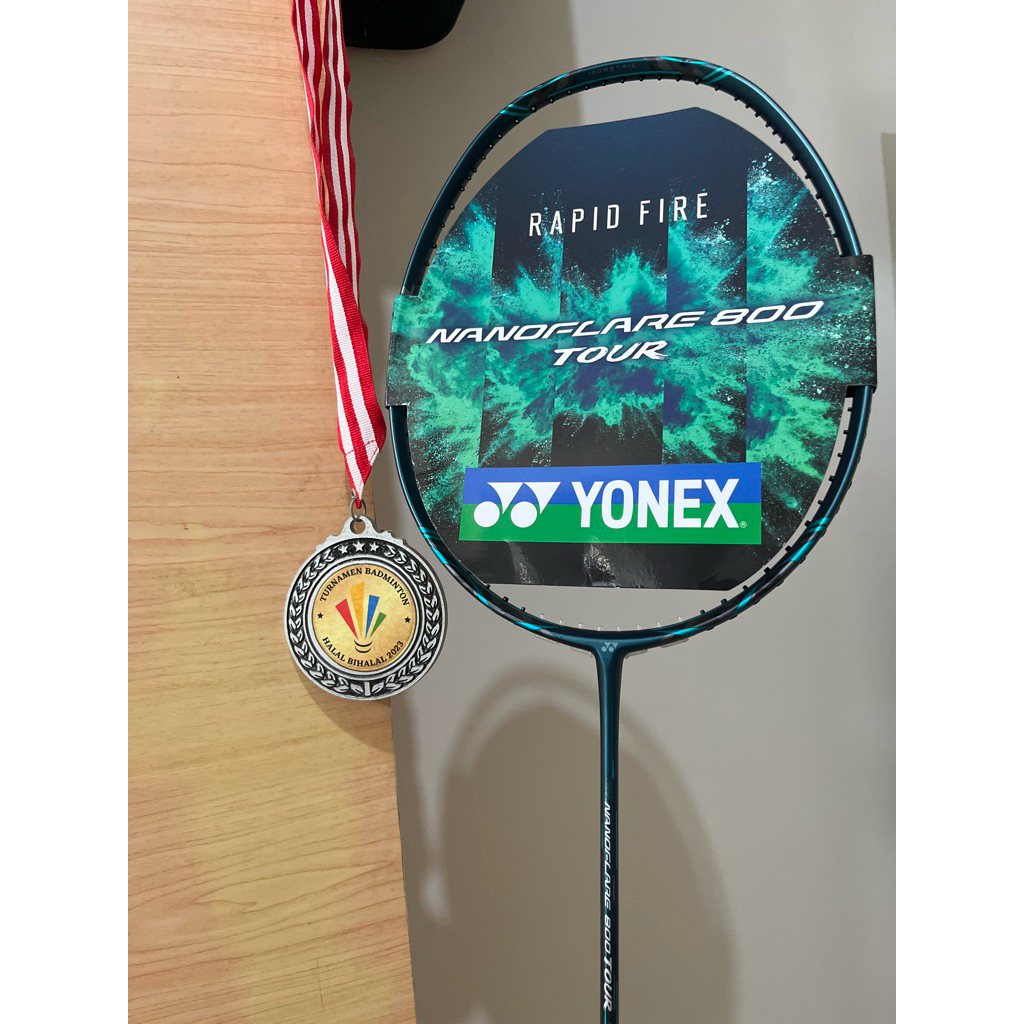 yonex nanoflare 800 tour