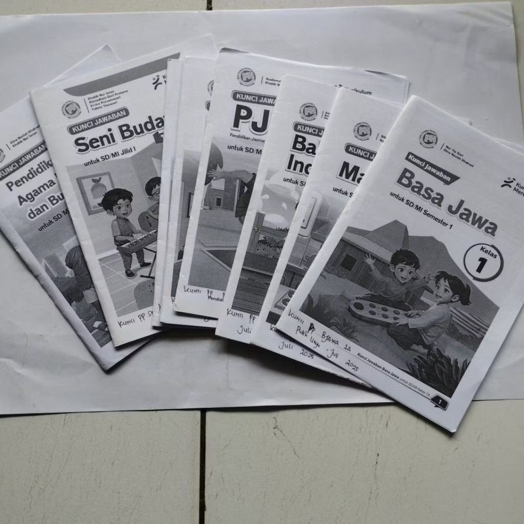 KUNCI JAWABAN LKS KELAS 1 SD/MI SEMESTER 1, PUSTAKA PERSADA A5