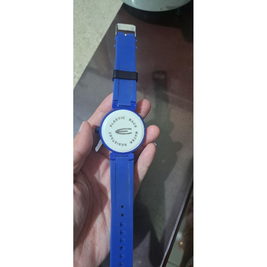 jam tangan Emsio water resistant