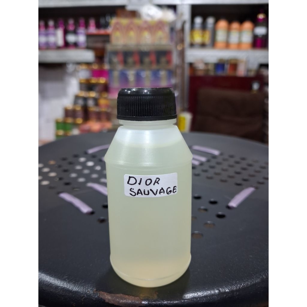 Bibit Parfum Sauvage Xdior isi 50ml