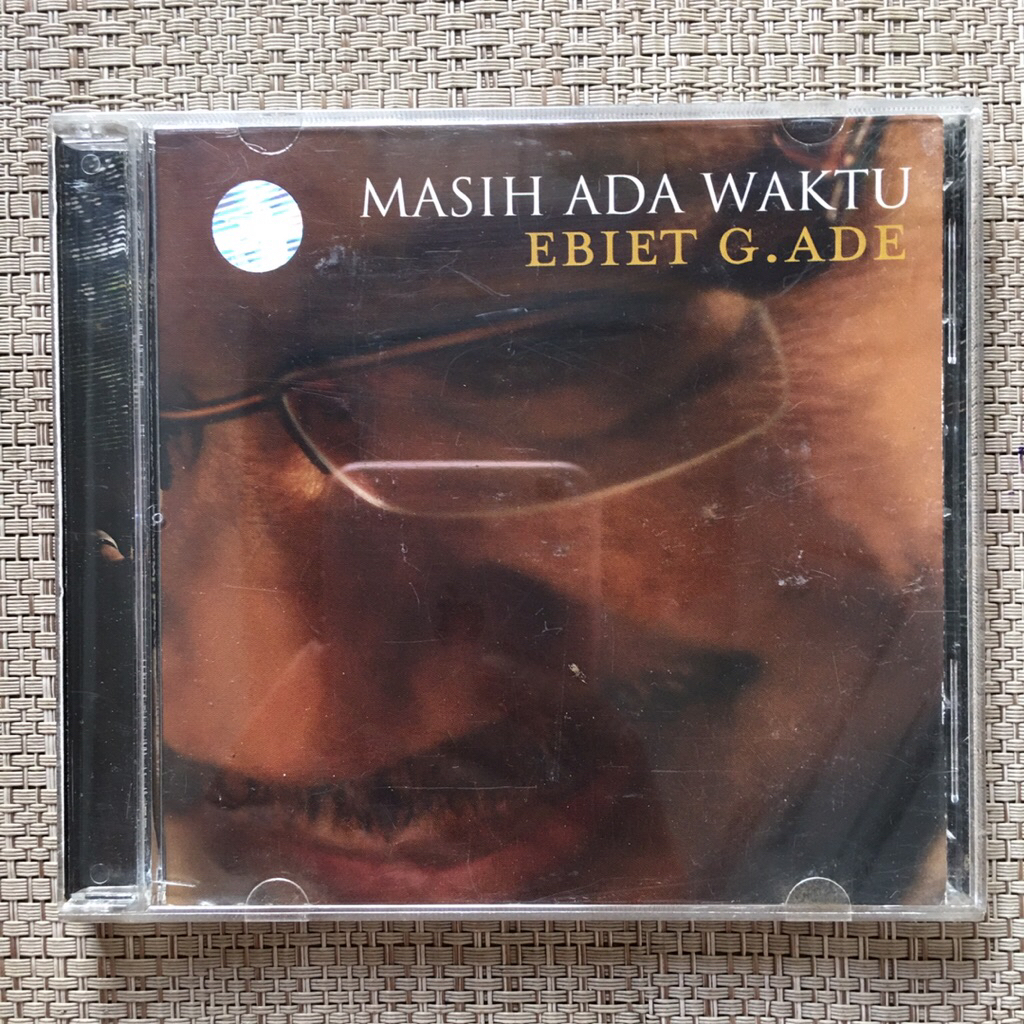 CD Ebiet G. Ade - Masih Ada Waktu