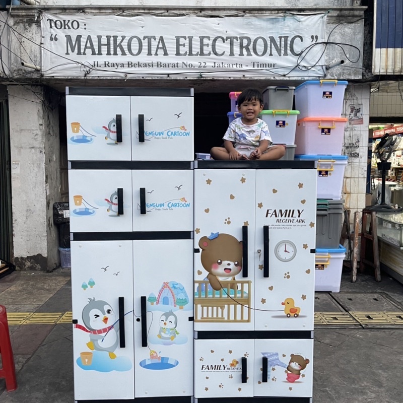 Lemari Plastik Gantung Miami Orlando / Miami Gantung Jumbo / Miami Gantung Rak Jumbo