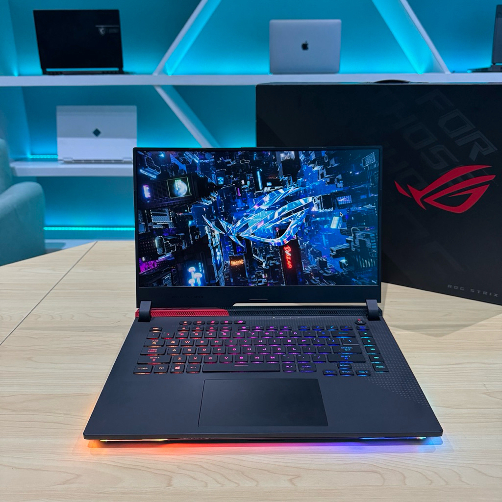 Laptop Gaming Asus ROG Strix G513QM Ryzen 7 5800H RTX 3060 16GB/512GB 300Hz