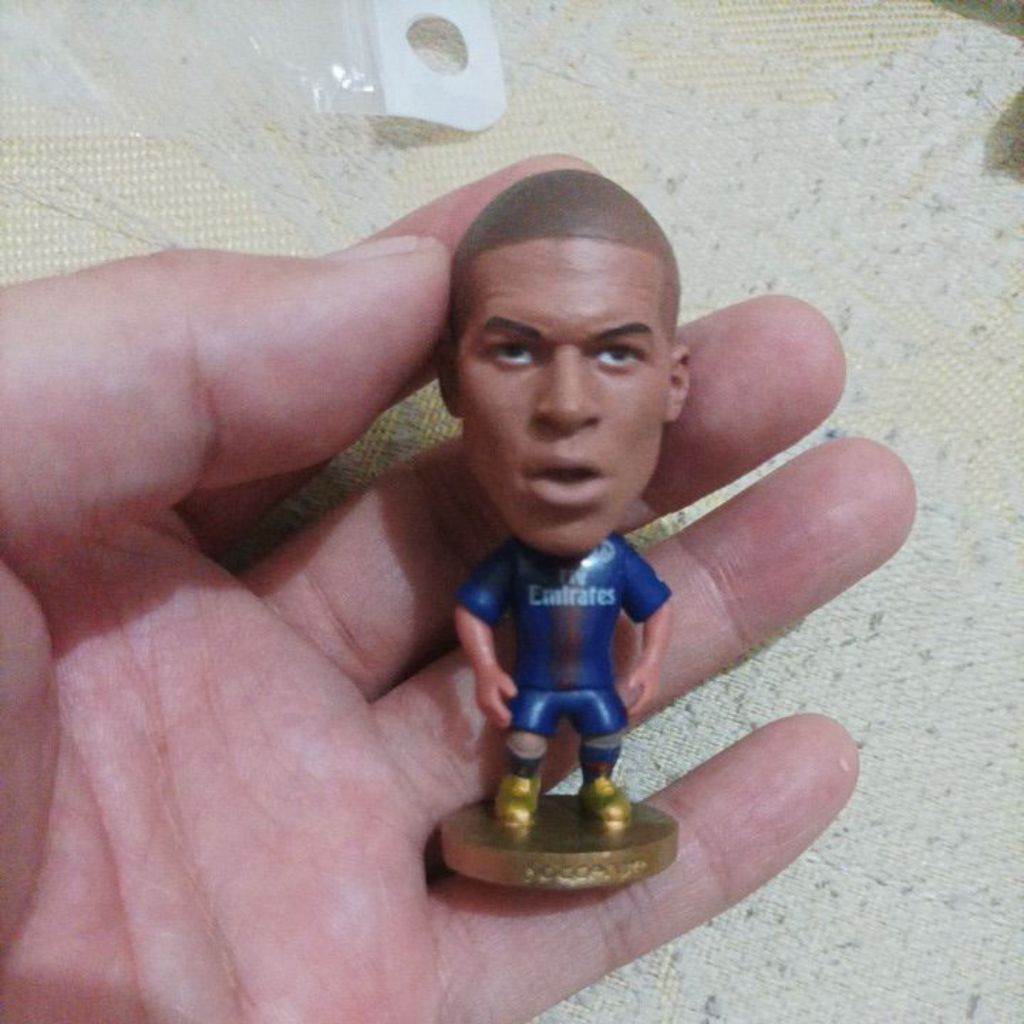 Action figure Kylian Mbappe PSG #7 Soccerwe