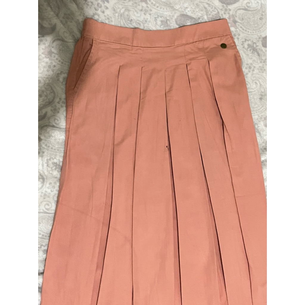 PRELOVED ROK CORNICHE WARNA SALEM
