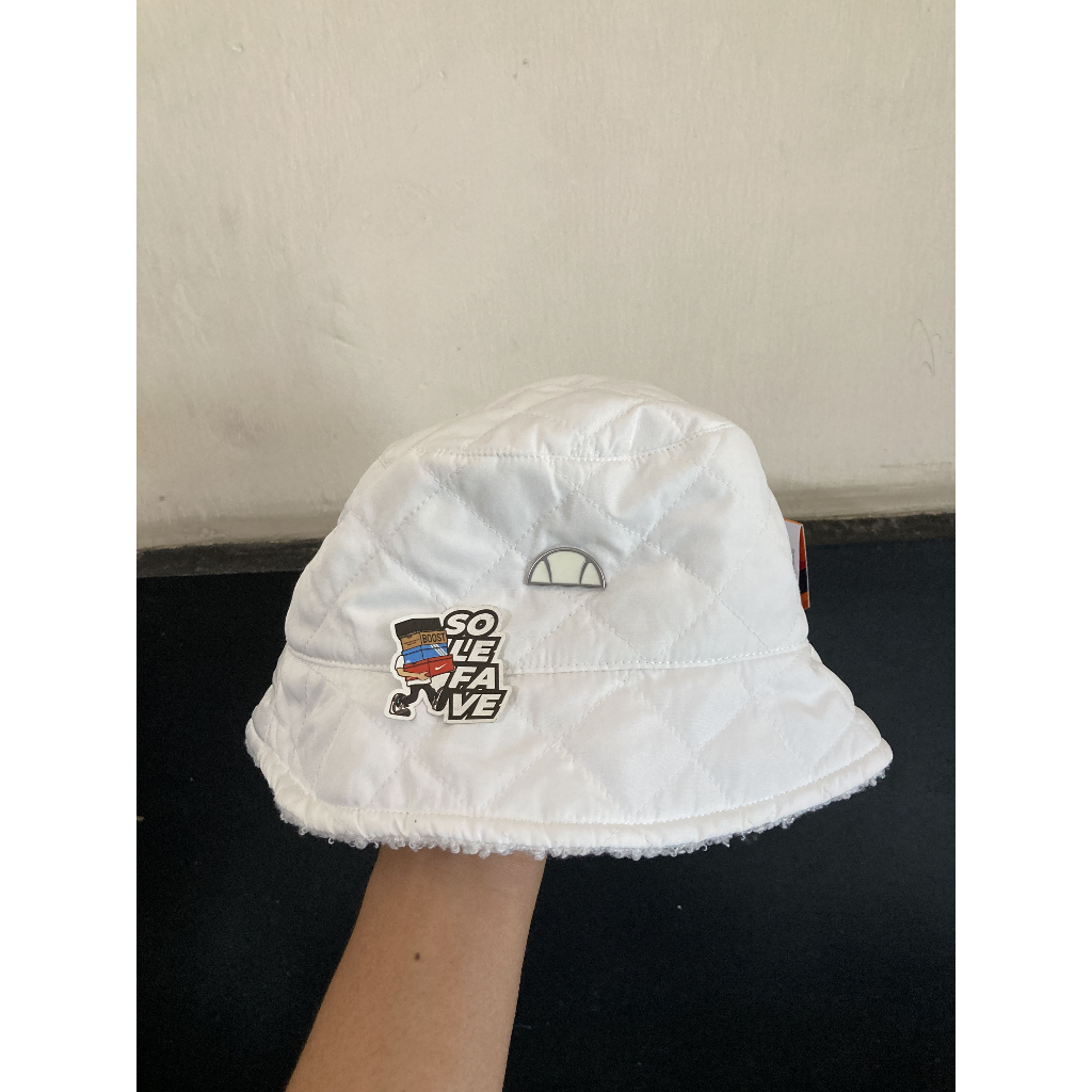 TOPI ELLESSE REVERSIBLE BUCKET WHITE ORIGINAL NO BOX