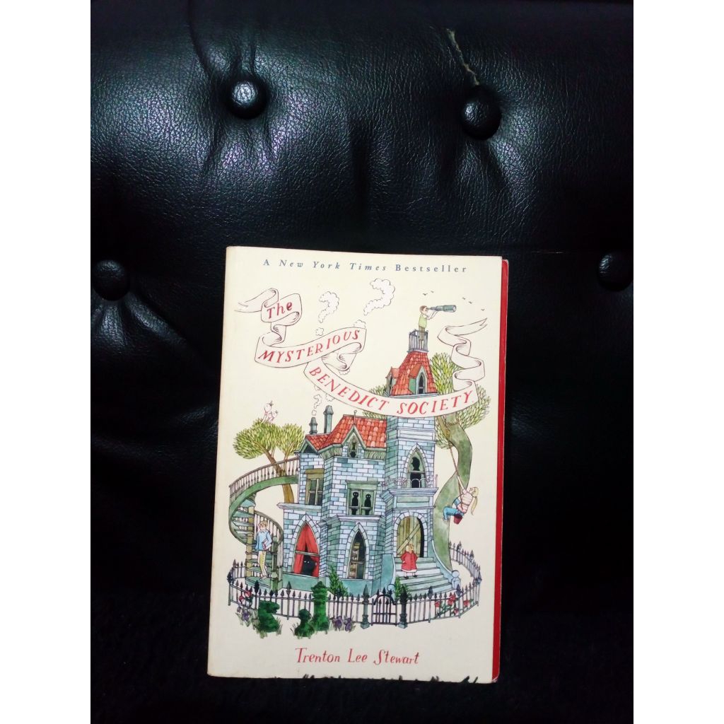 The Mysterious Benedict Society - Trenton Lee Stewart