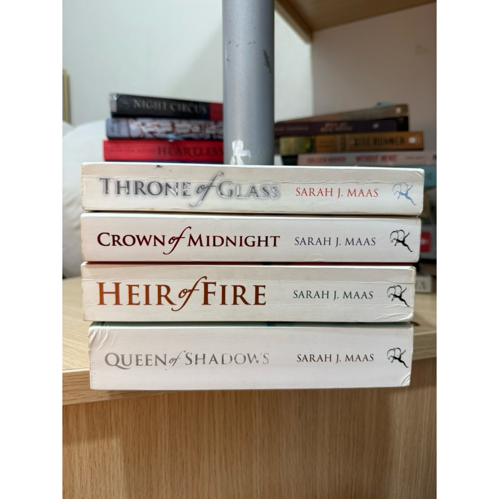 Novel Throne of Glass, Crown of Midnight, Heir of Fire, Queen of Shadows (Preloved)