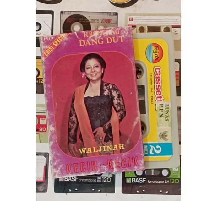 kaset pita waljinah kroncong dangdut kecik kecik